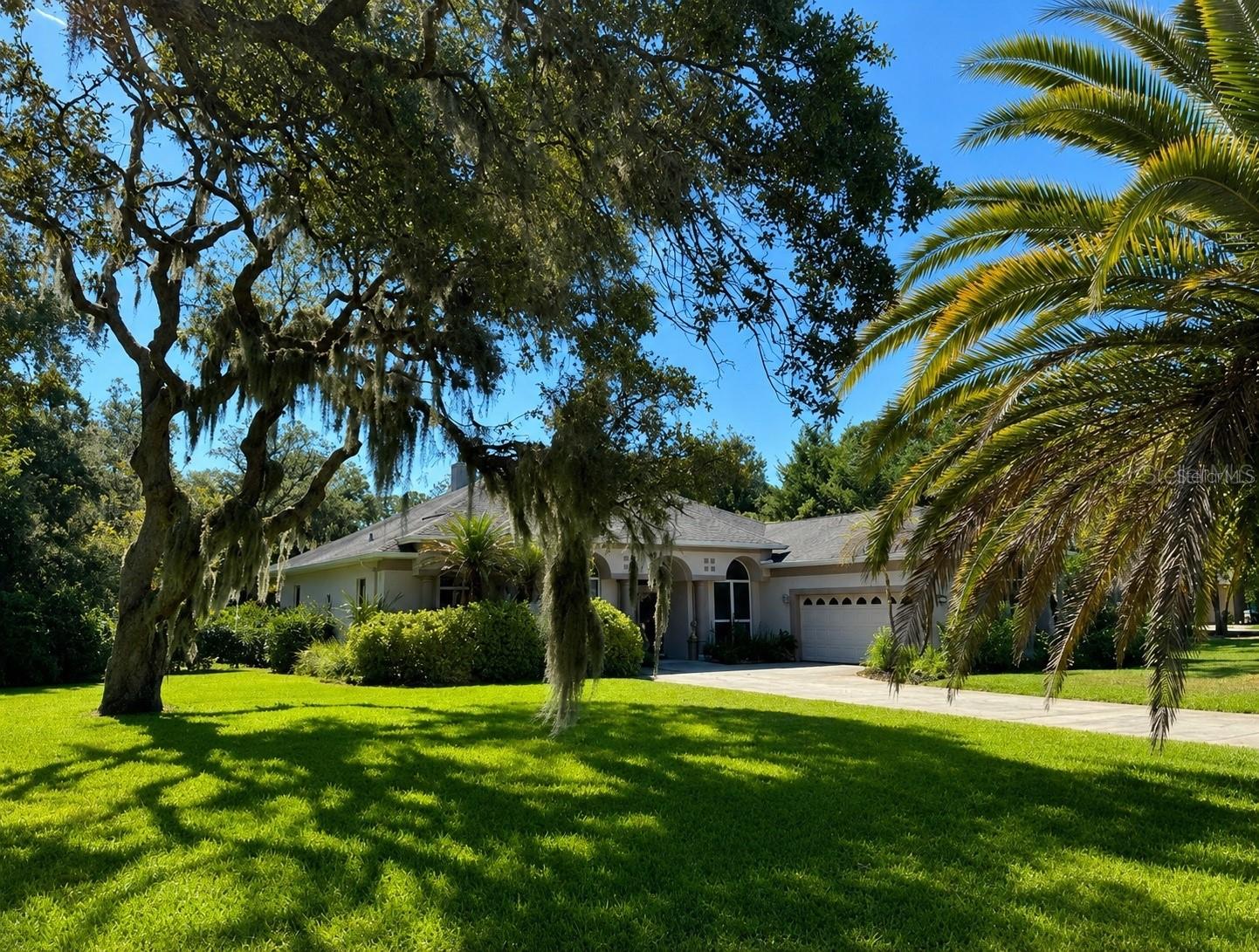 SHADOW PINES ESTATES - Residential