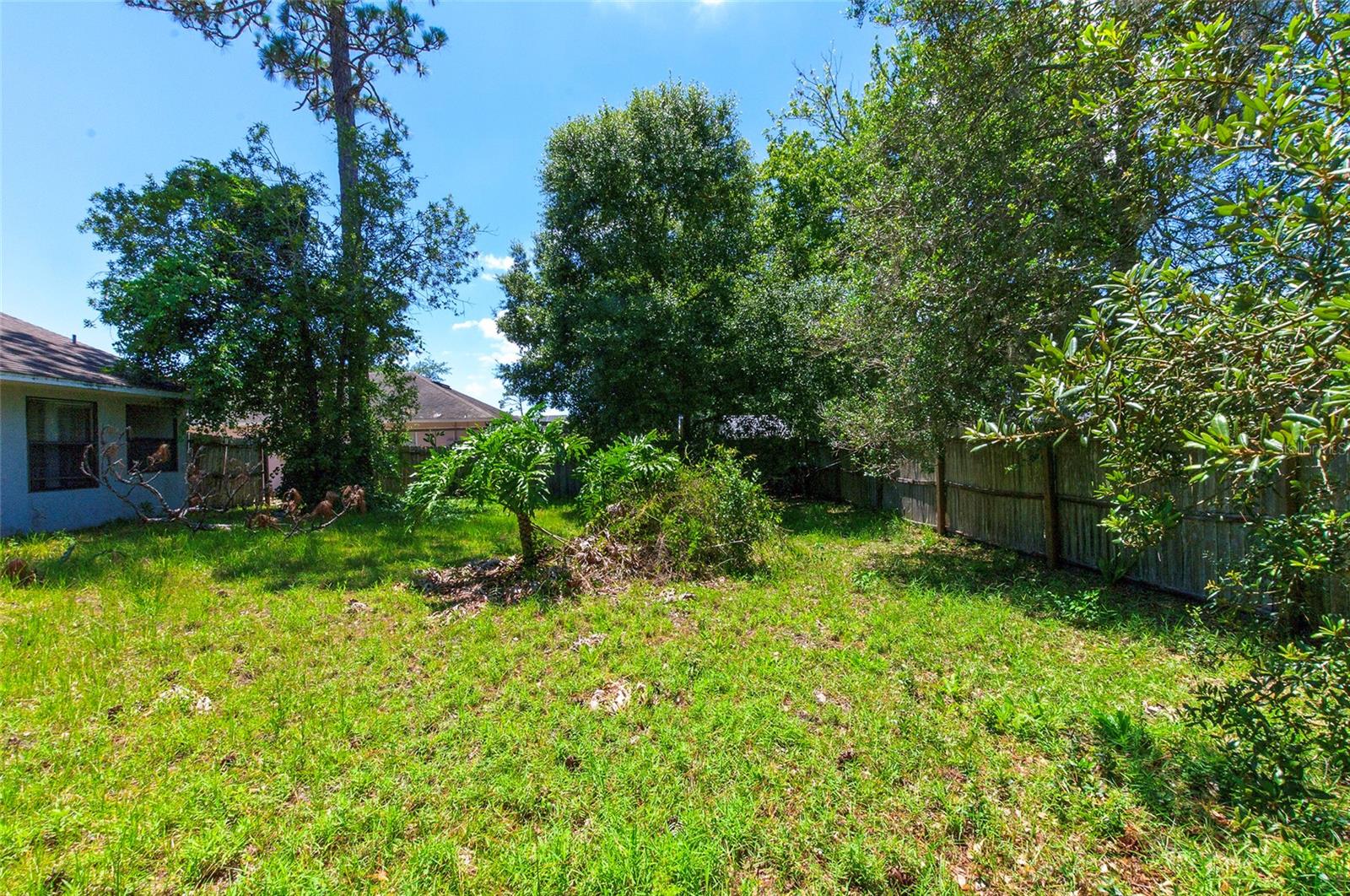 DELTONA LAKES UNIT 38 - Residential
