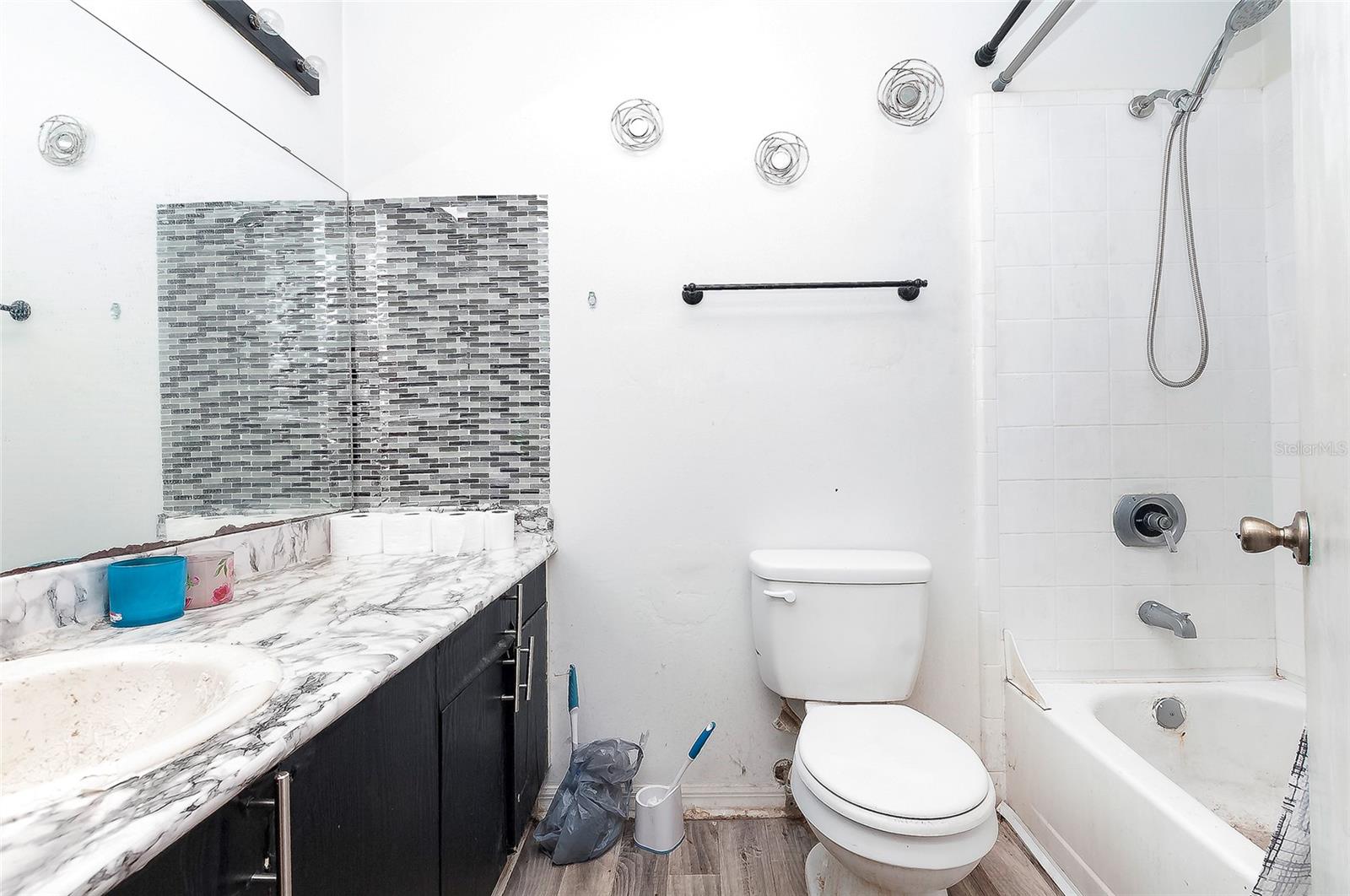 DELTONA LAKES UNIT 38 - Residential