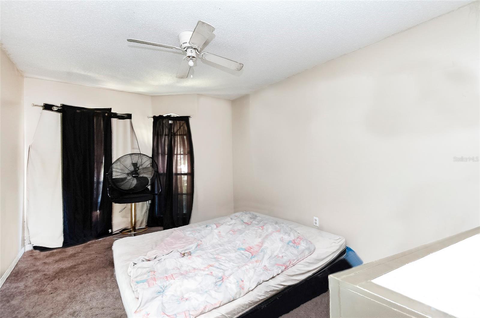 DELTONA LAKES UNIT 38 - Residential