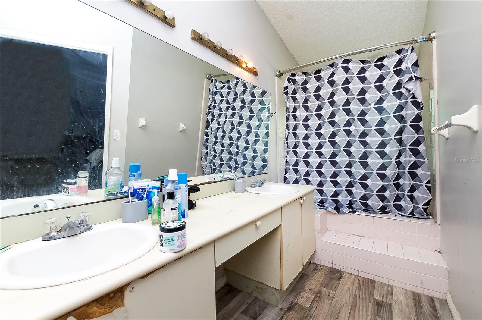DELTONA LAKES UNIT 38 - Residential