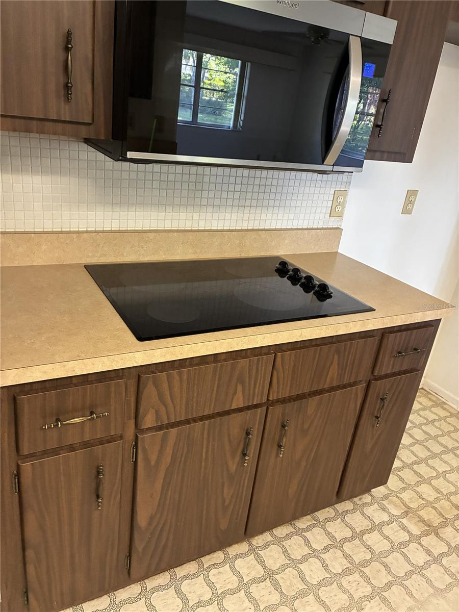 PICCIOLA HIGHLAND ESTATES - Residential