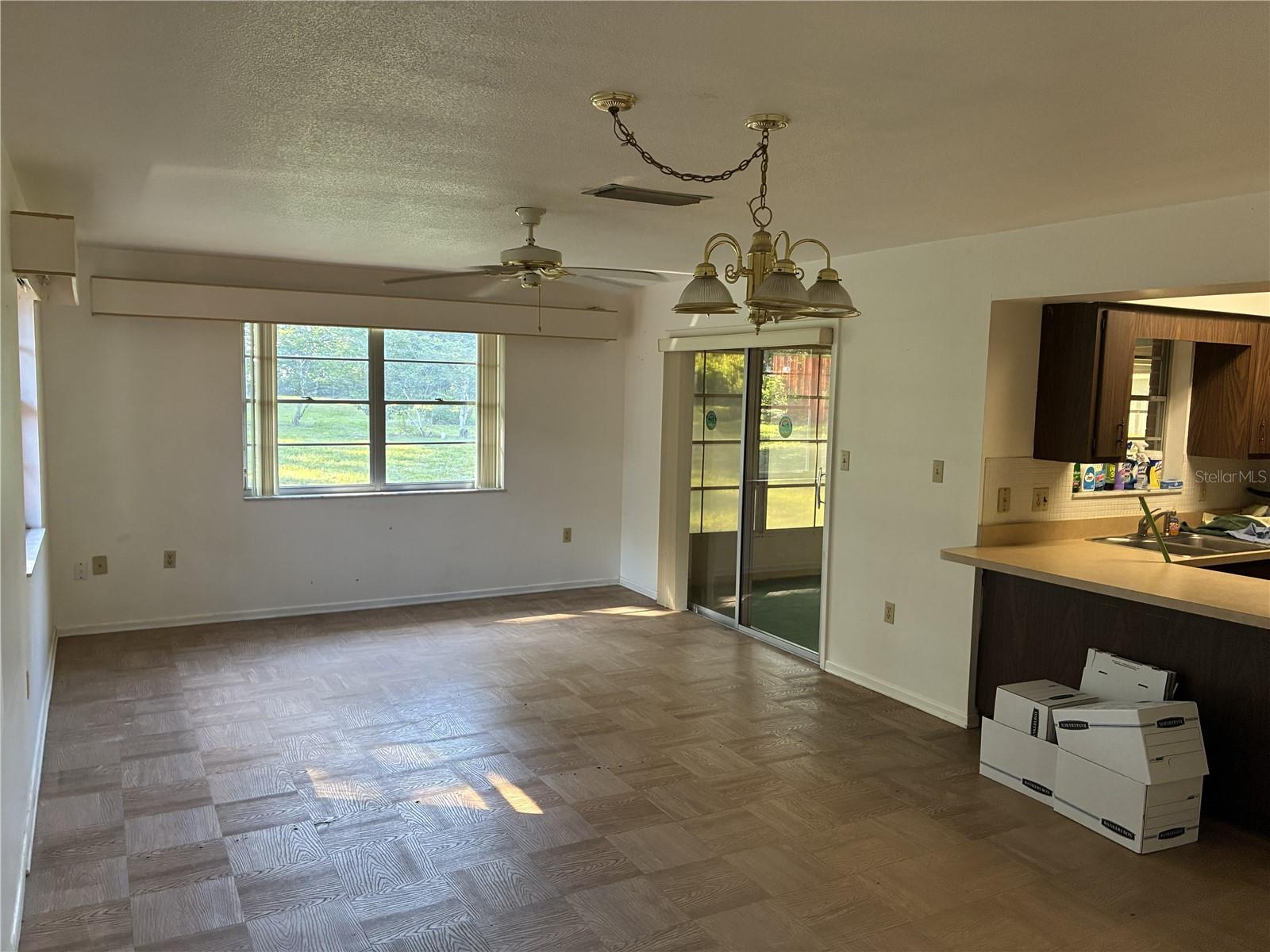 PICCIOLA HIGHLAND ESTATES - Residential