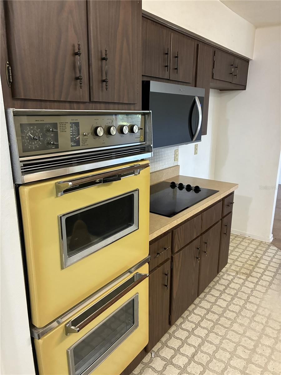 PICCIOLA HIGHLAND ESTATES - Residential