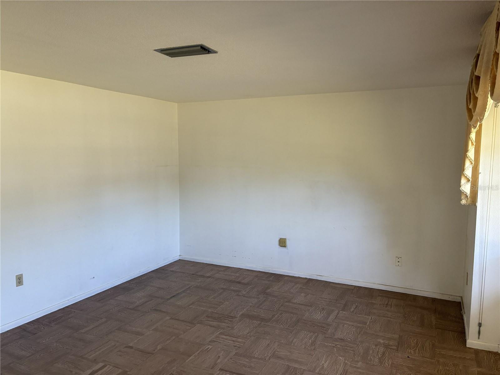 PICCIOLA HIGHLAND ESTATES - Residential
