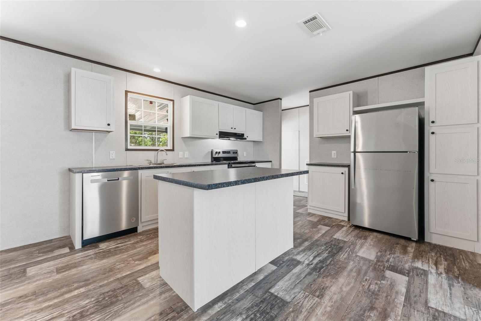 BROOKRIDGE COMM - Residential