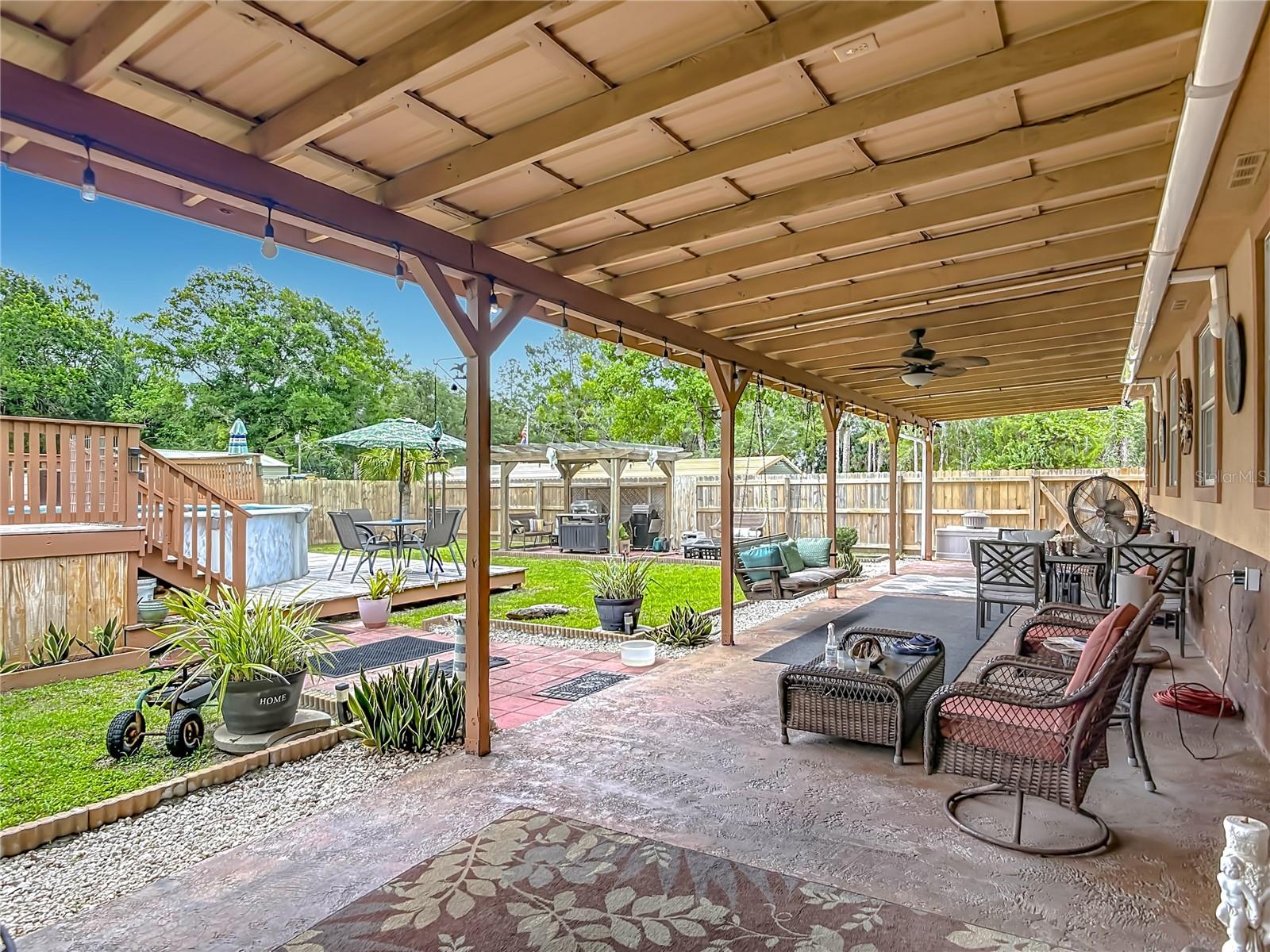 DAYTONA NORTH - Residential