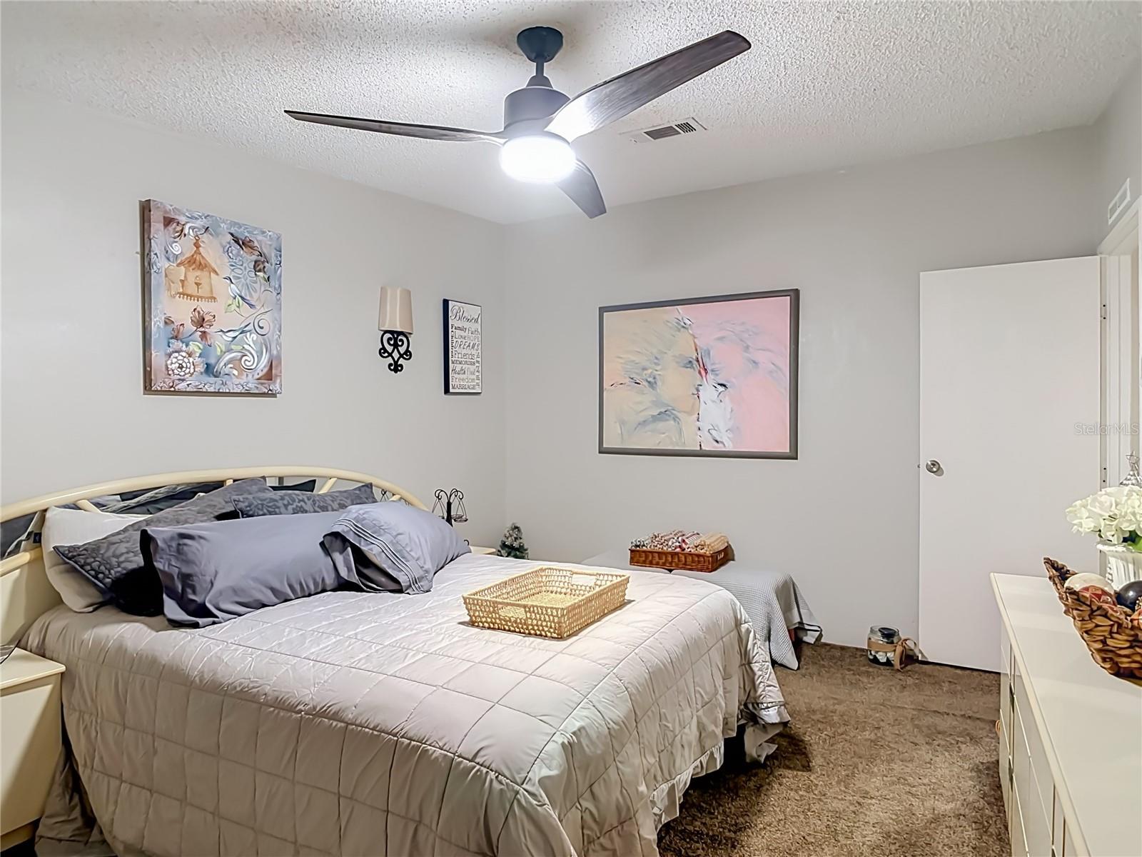 DAYTONA NORTH - Residential
