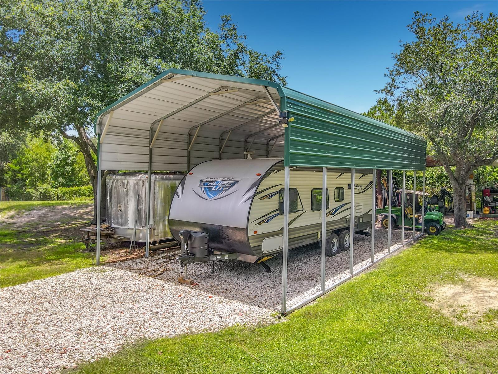 DAYTONA NORTH - Residential