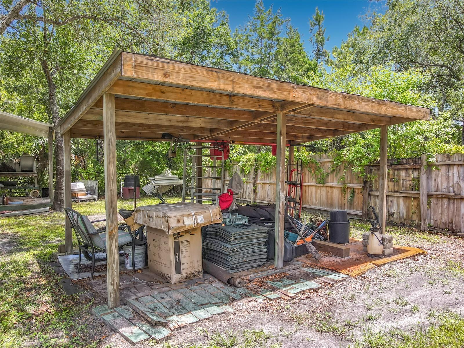 DAYTONA NORTH - Residential