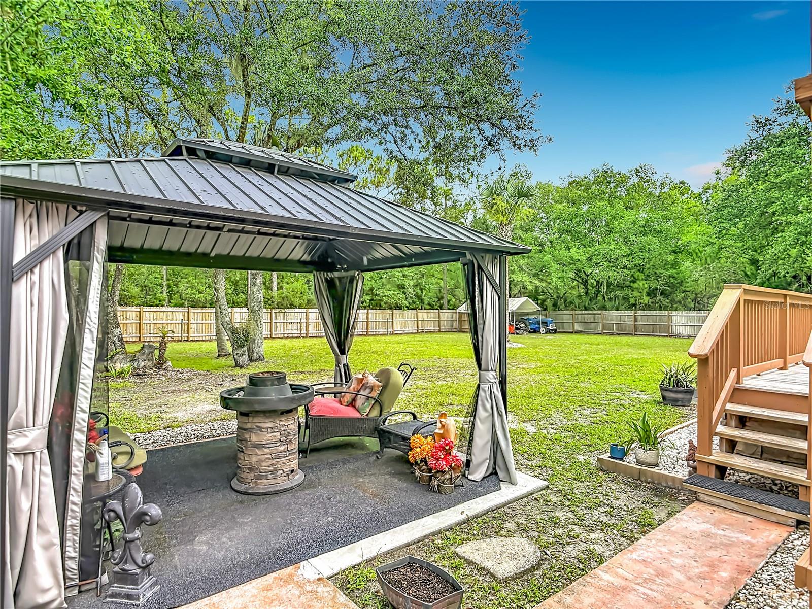 DAYTONA NORTH - Residential
