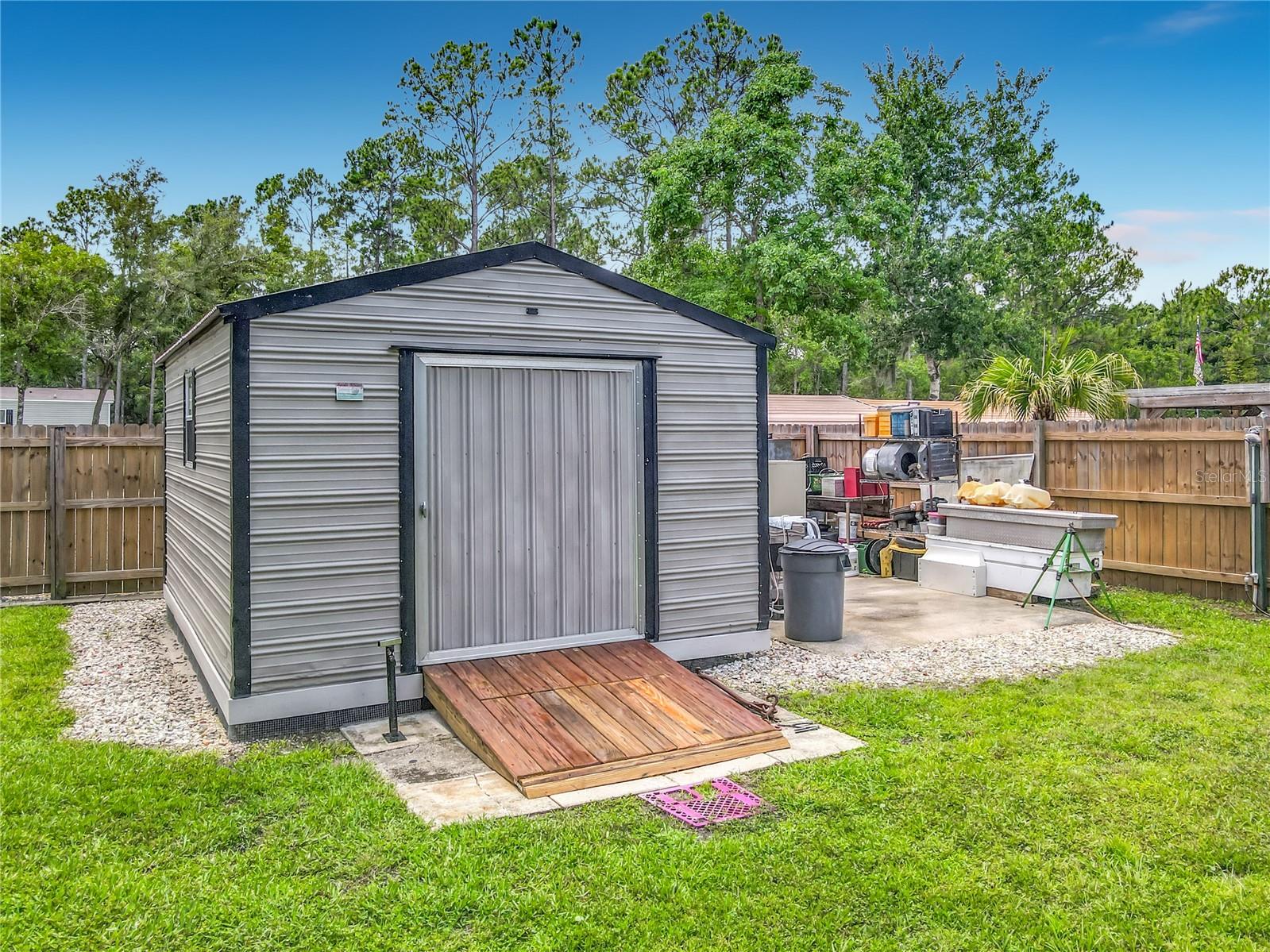 DAYTONA NORTH - Residential