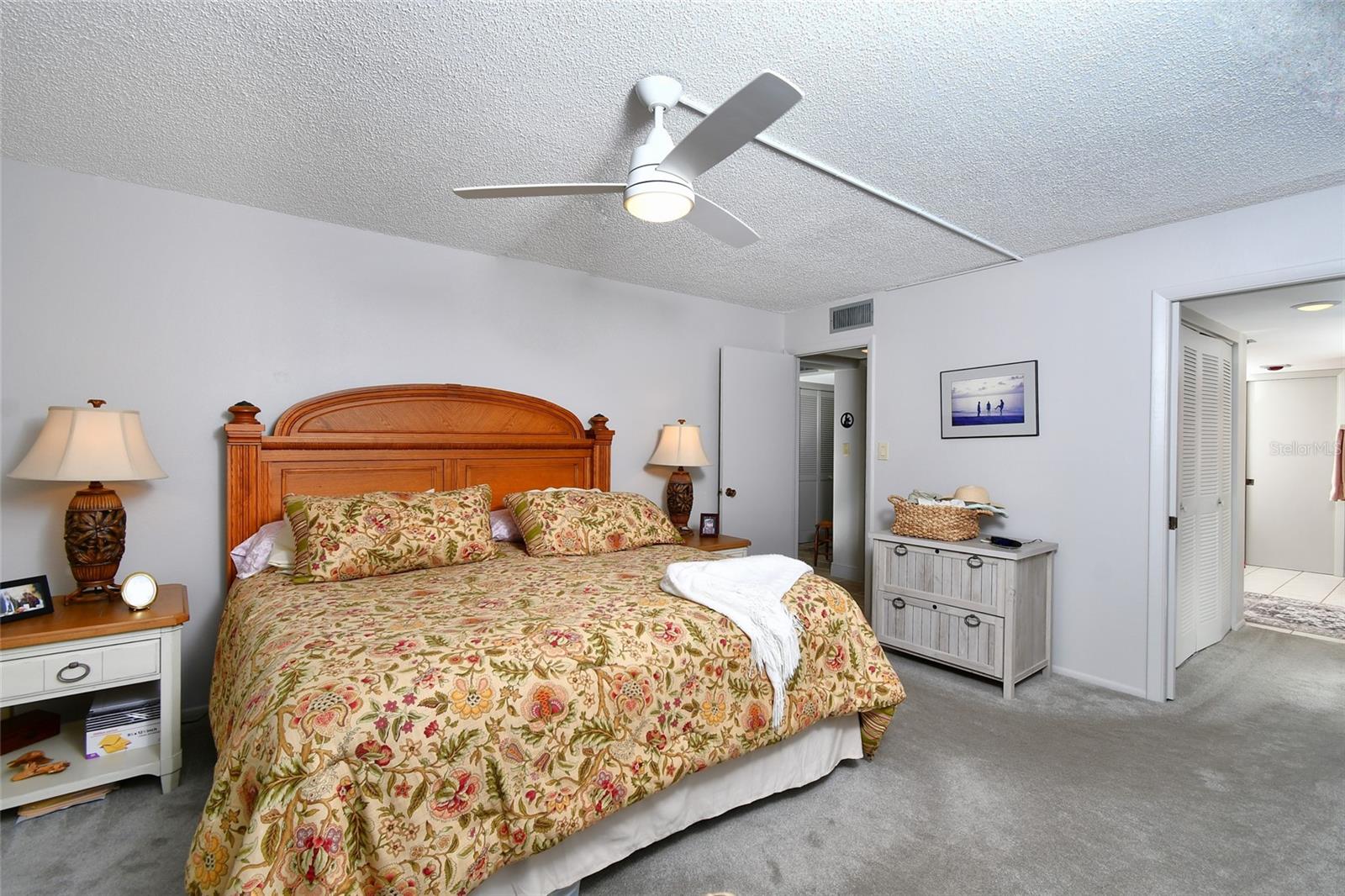 COMMODORE CLUB CONDO - Residential