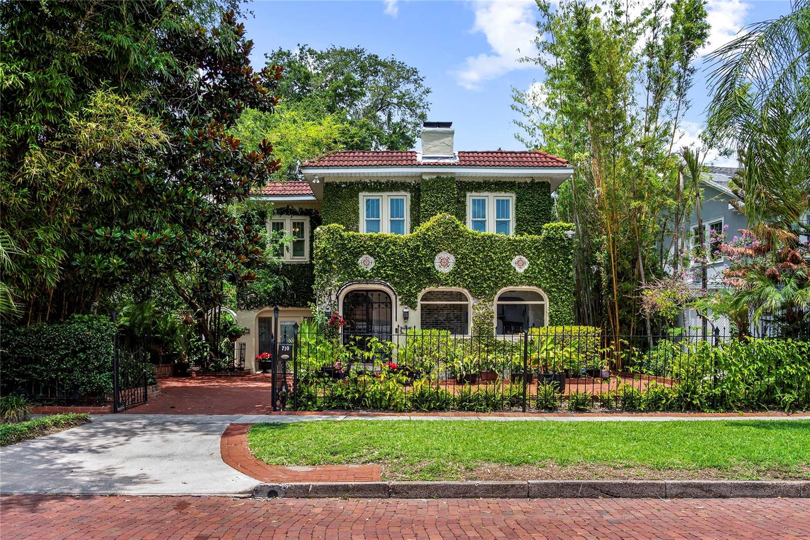SPRING LAKE TERRACE - Residential