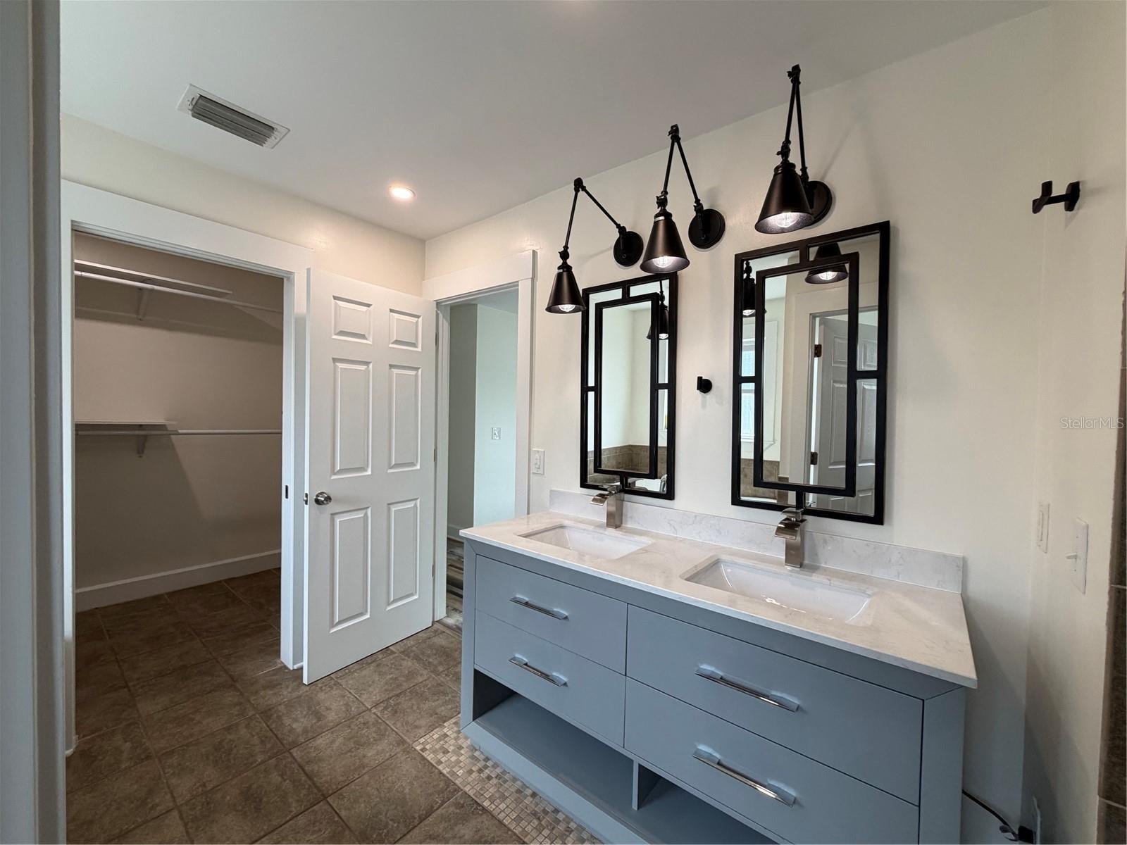 DEMOREST - Residential Lease