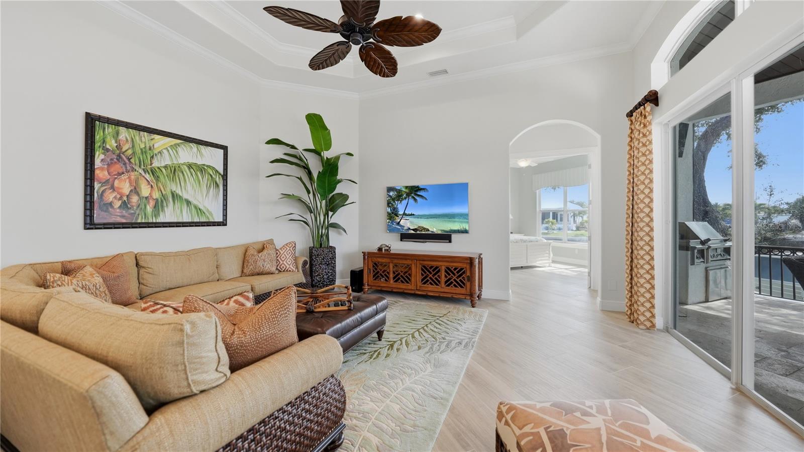 SOUTHPOINTE SHORES UNIT 1 - Residential