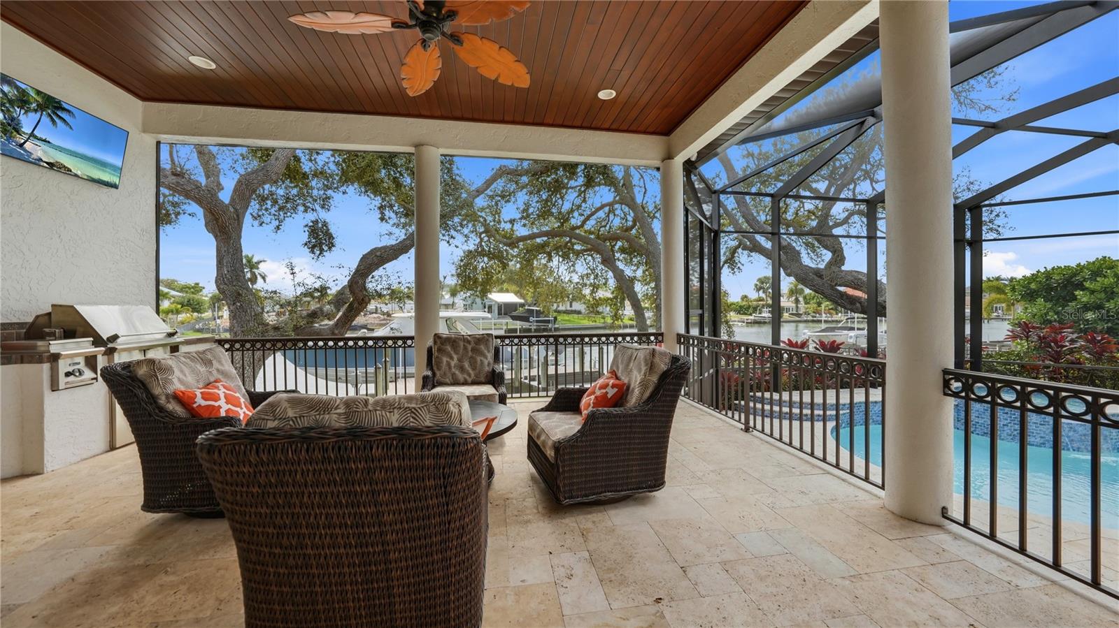 SOUTHPOINTE SHORES UNIT 1 - Residential