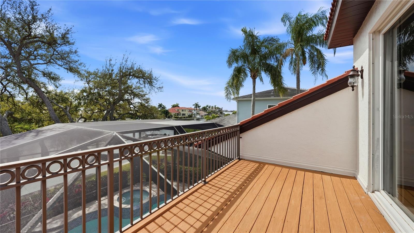 SOUTHPOINTE SHORES UNIT 1 - Residential