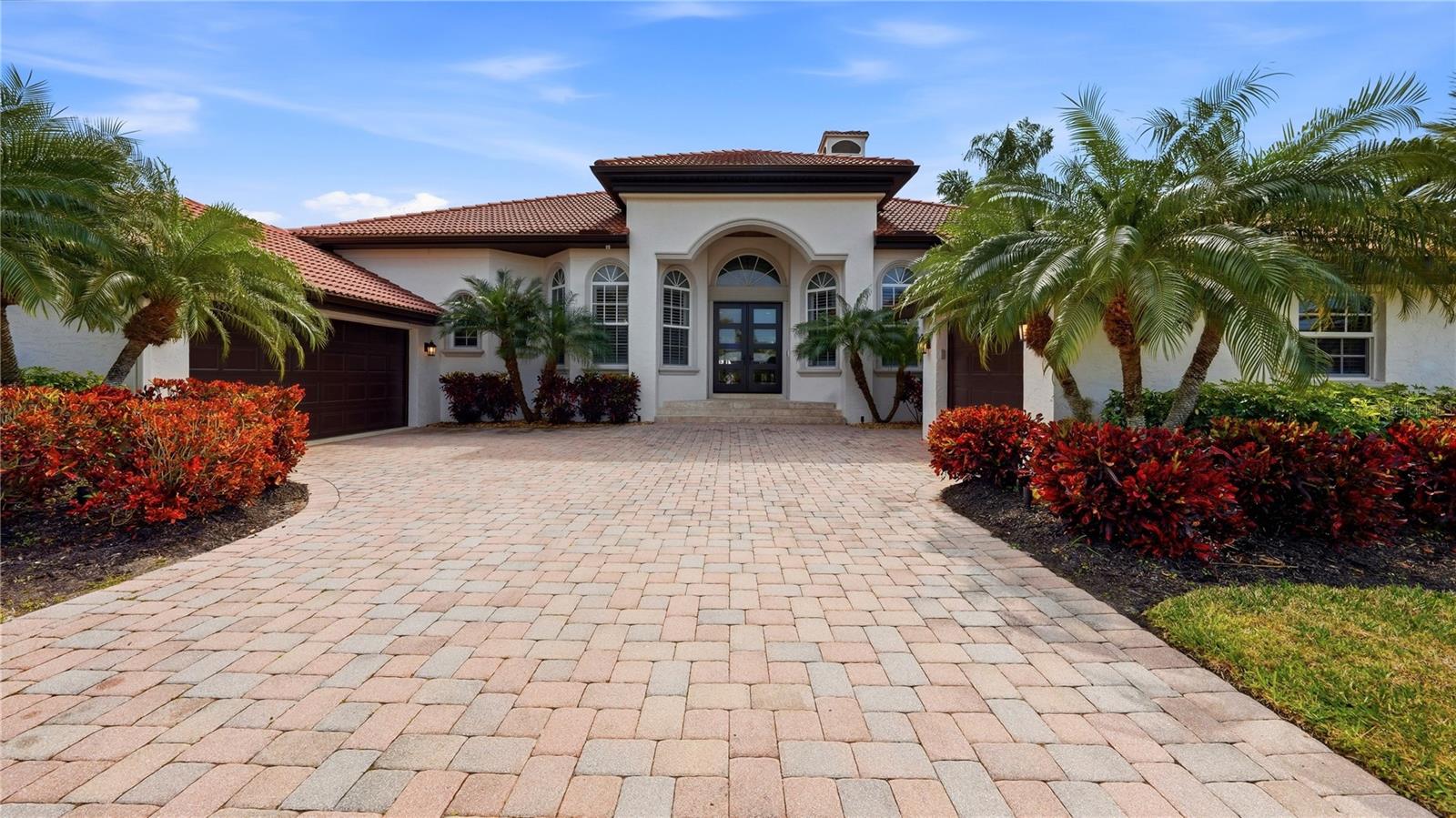 SOUTHPOINTE SHORES UNIT 1 - Residential