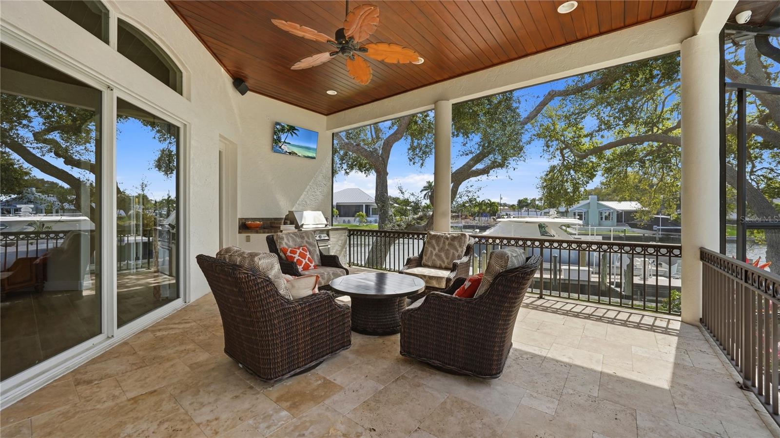 SOUTHPOINTE SHORES UNIT 1 - Residential