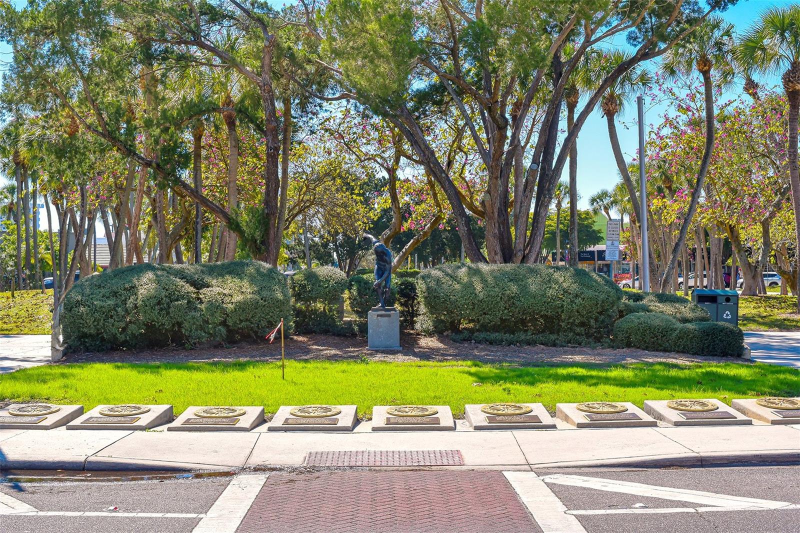 SAINT ARMANDS DIV JOHN RINGLING ESTATES - Residential
