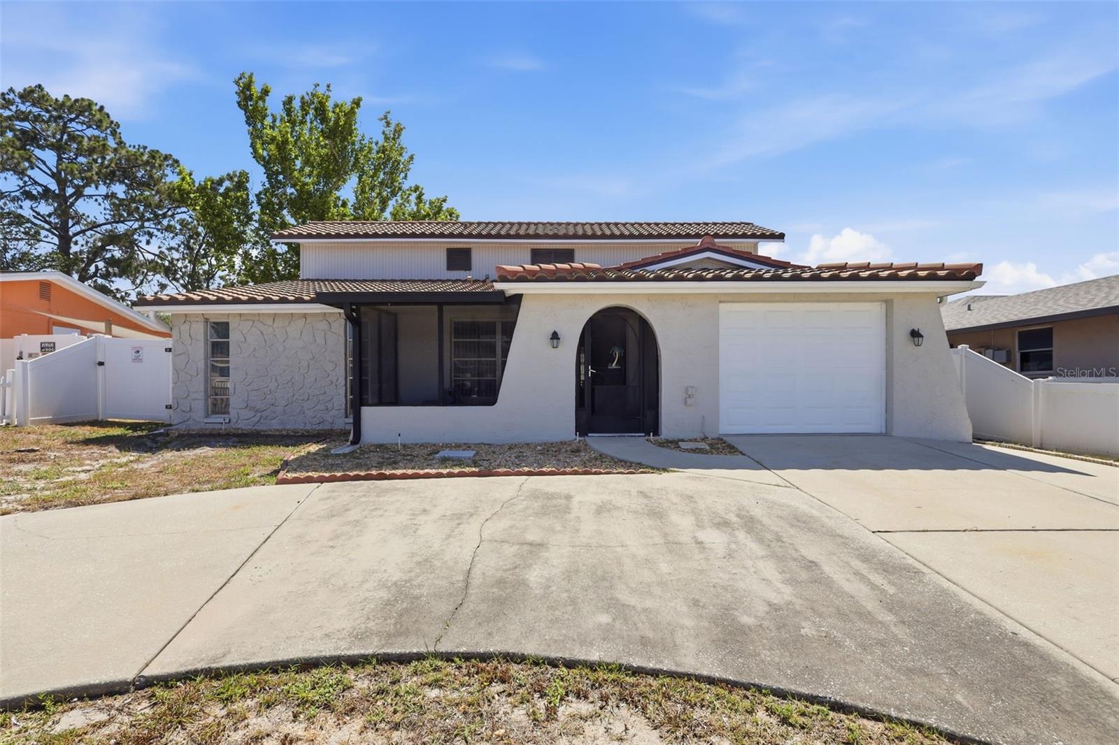 REGENCY PARK - Residential