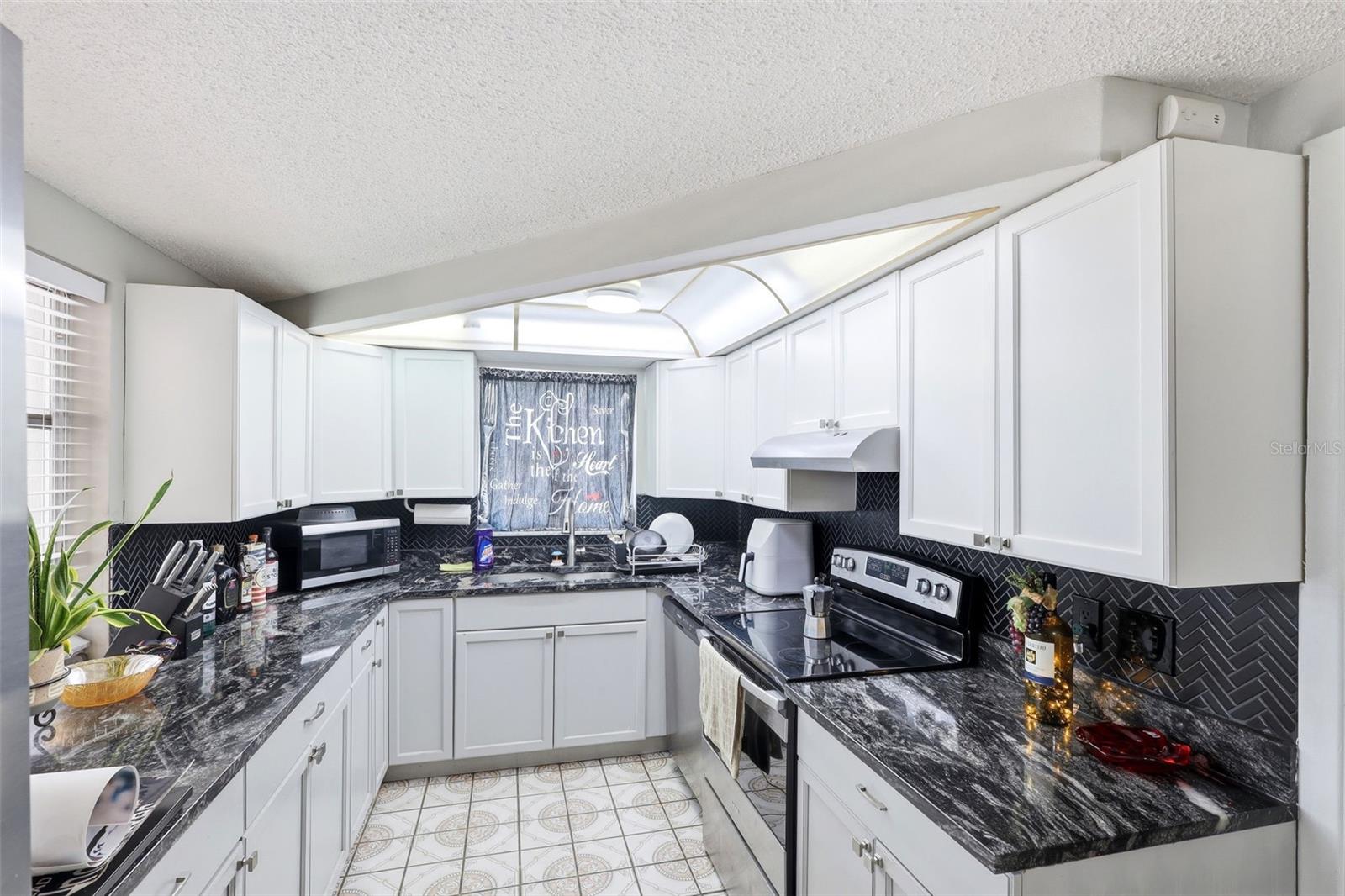 REGENCY PARK - Residential