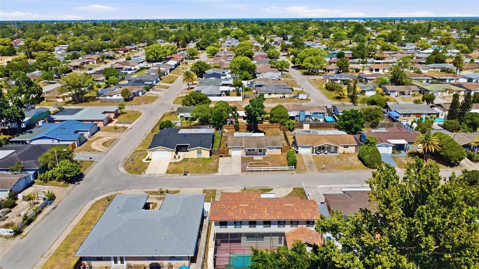 REGENCY PARK - Residential