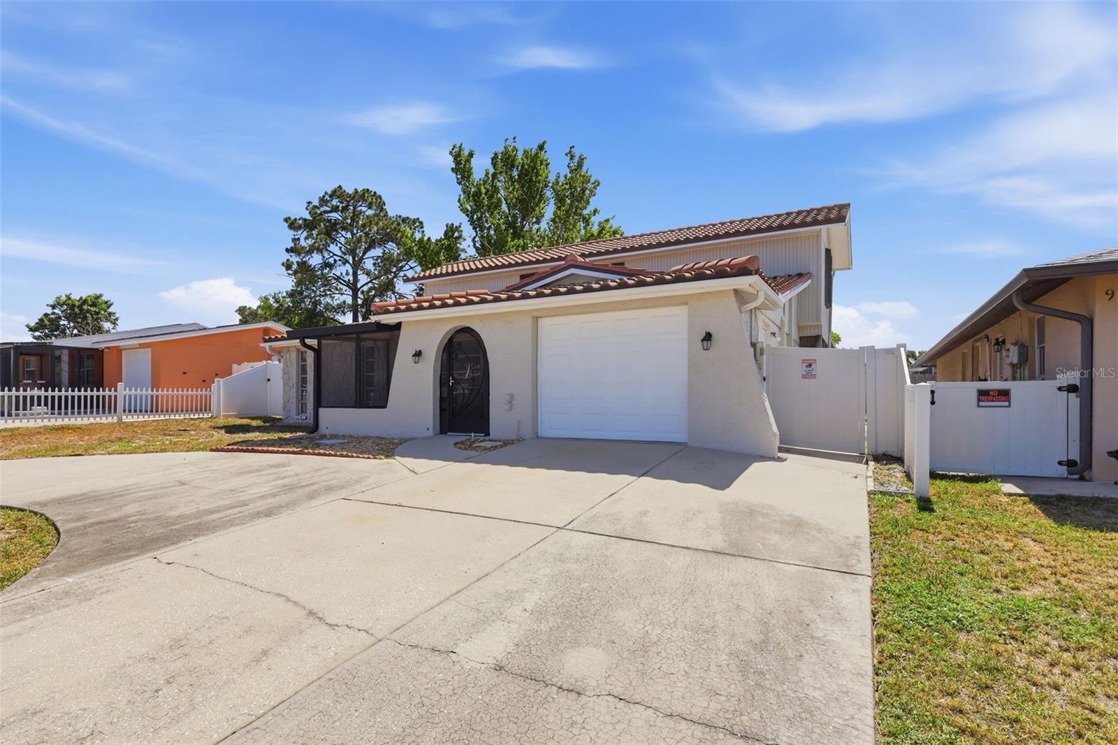 REGENCY PARK - Residential
