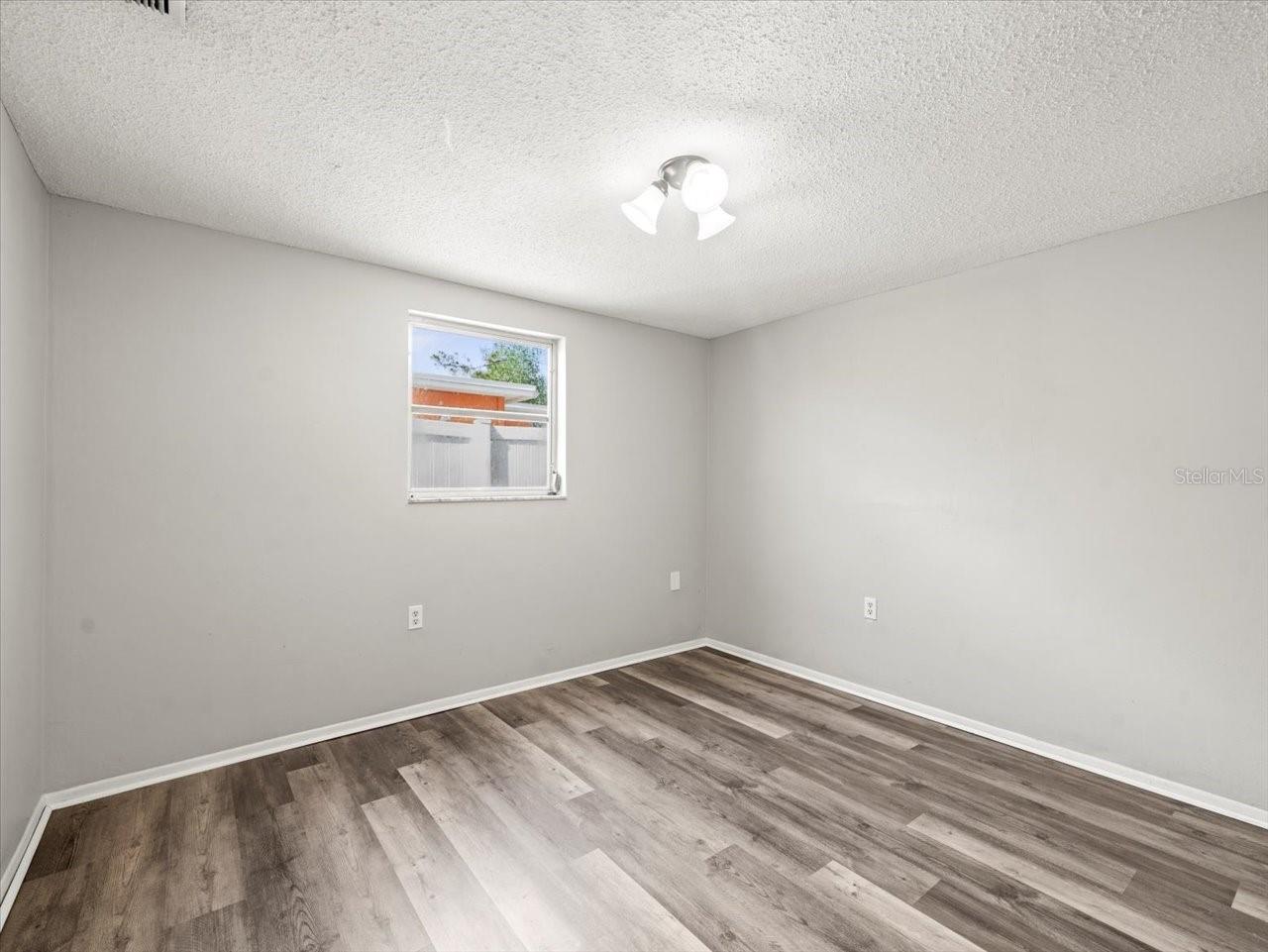REGENCY PARK - Residential