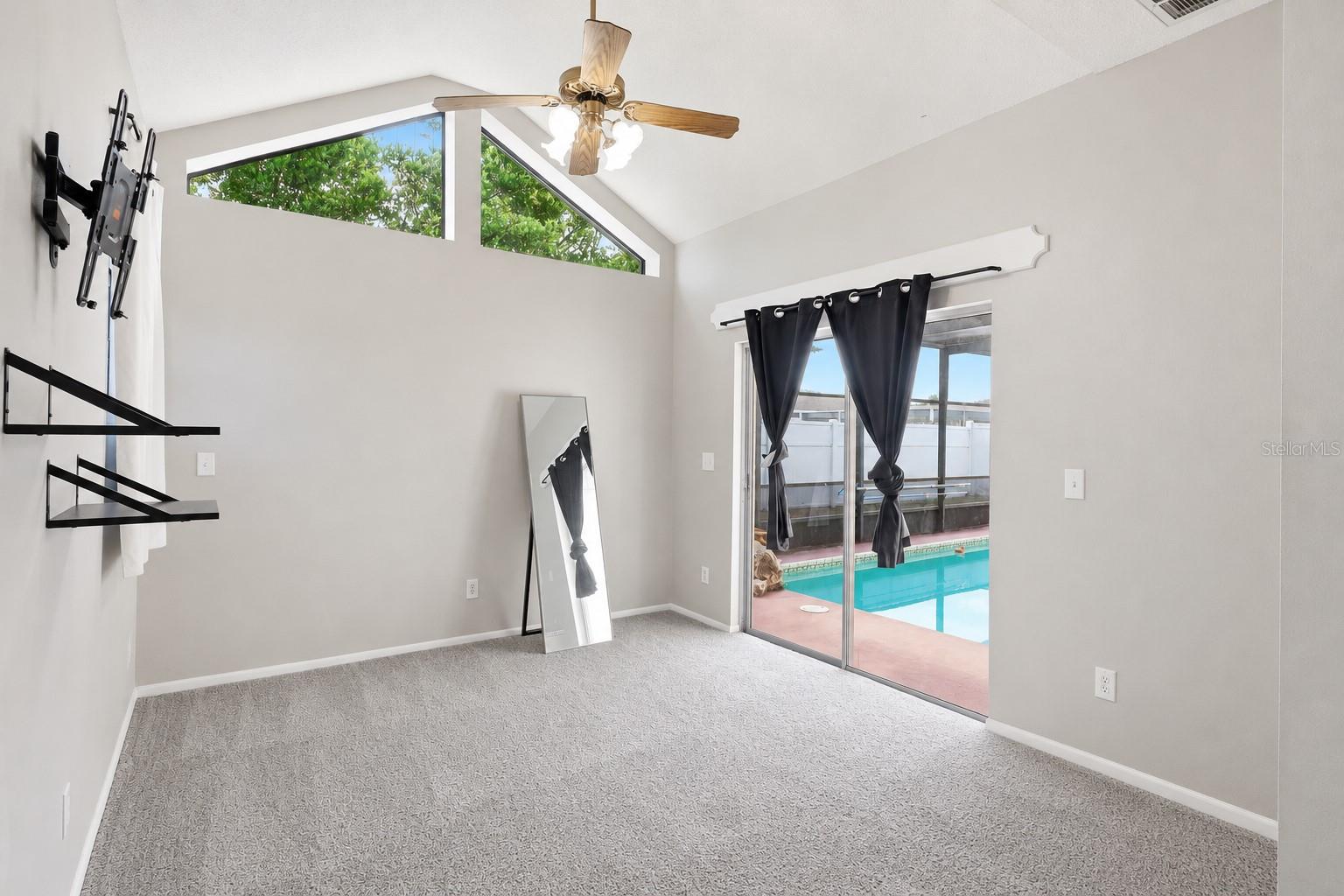 REGENCY PARK - Residential