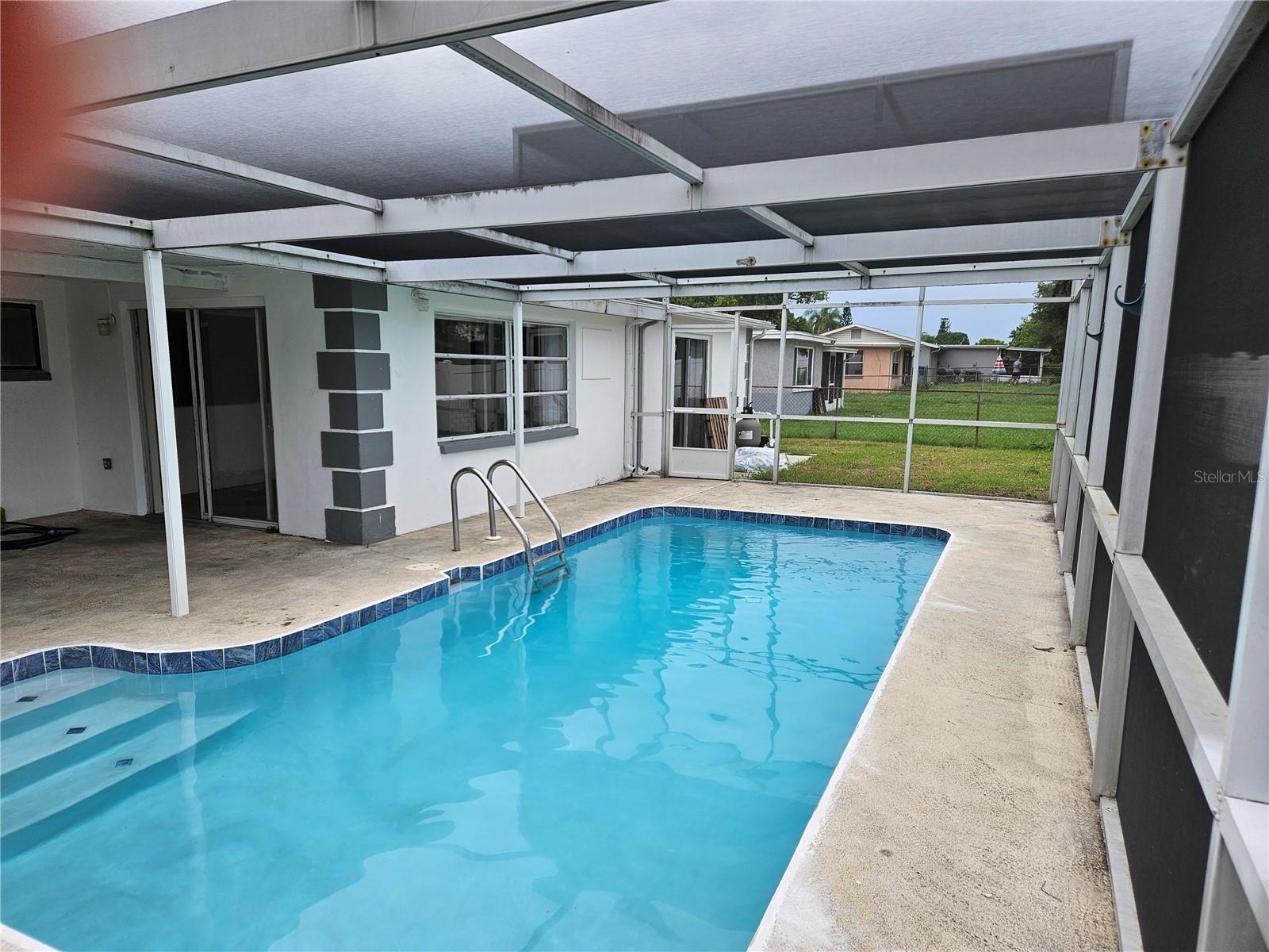 EMBASSY HILLS - Residential