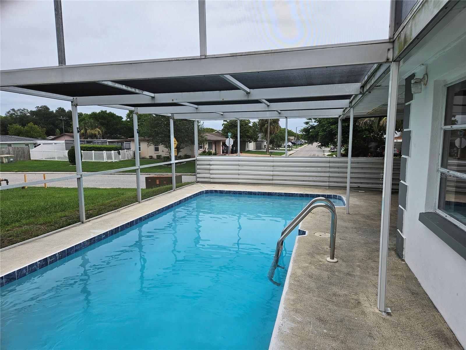 EMBASSY HILLS - Residential