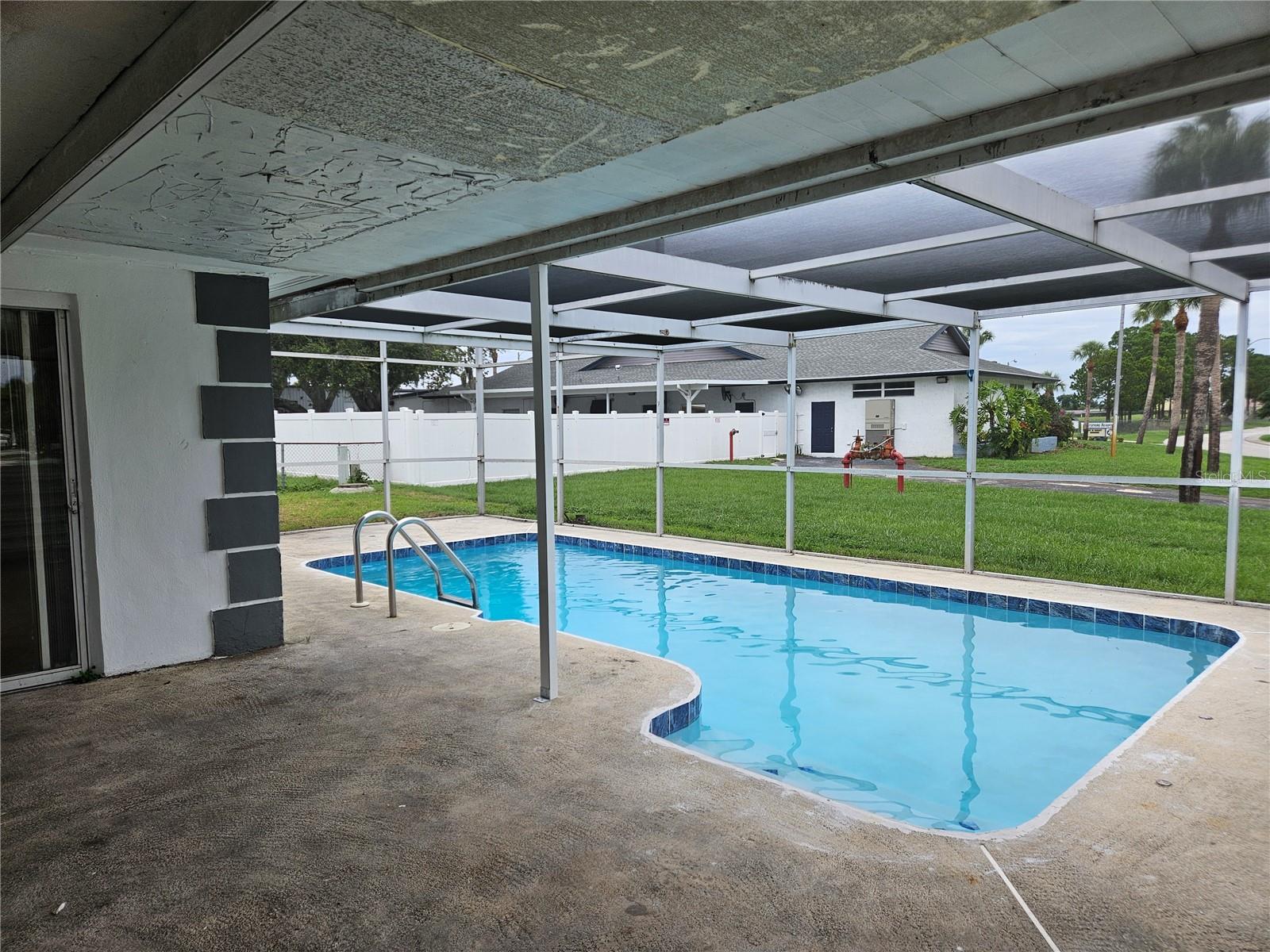 EMBASSY HILLS - Residential