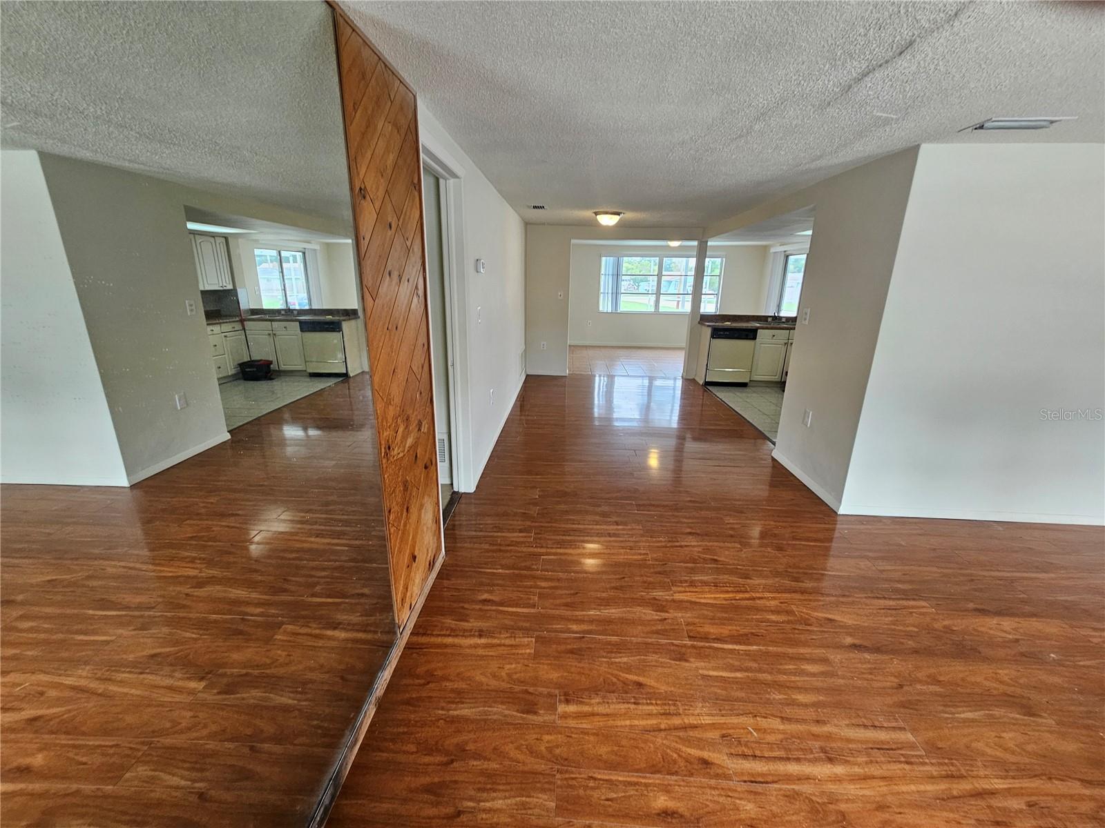 EMBASSY HILLS - Residential