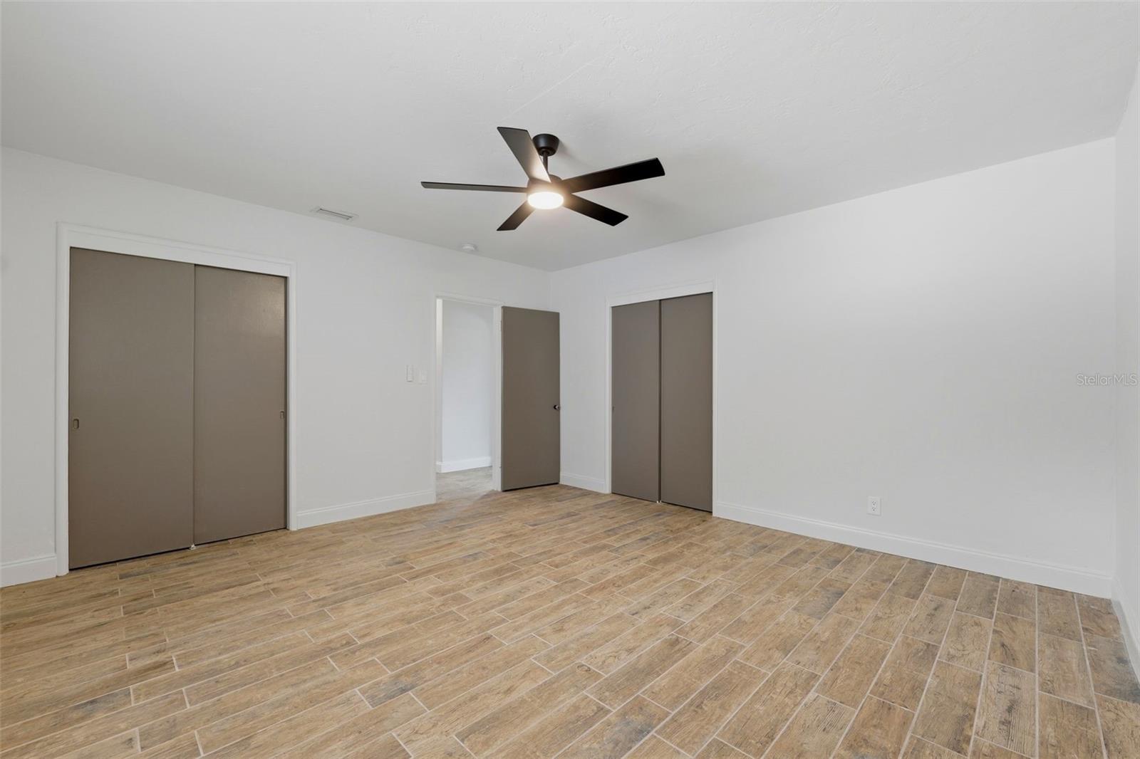 BARNARDS SUB D E - Residential Income