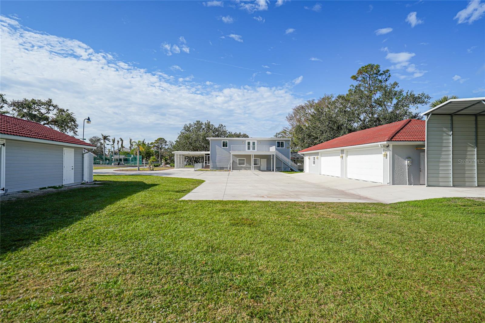 ENGLEWOOD GARDENS - Residential