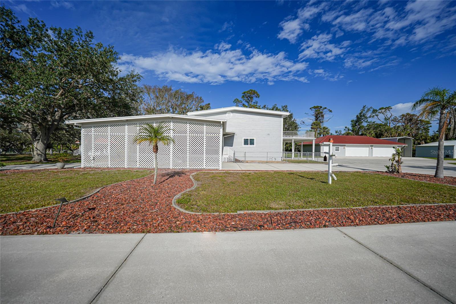 ENGLEWOOD GARDENS - Residential