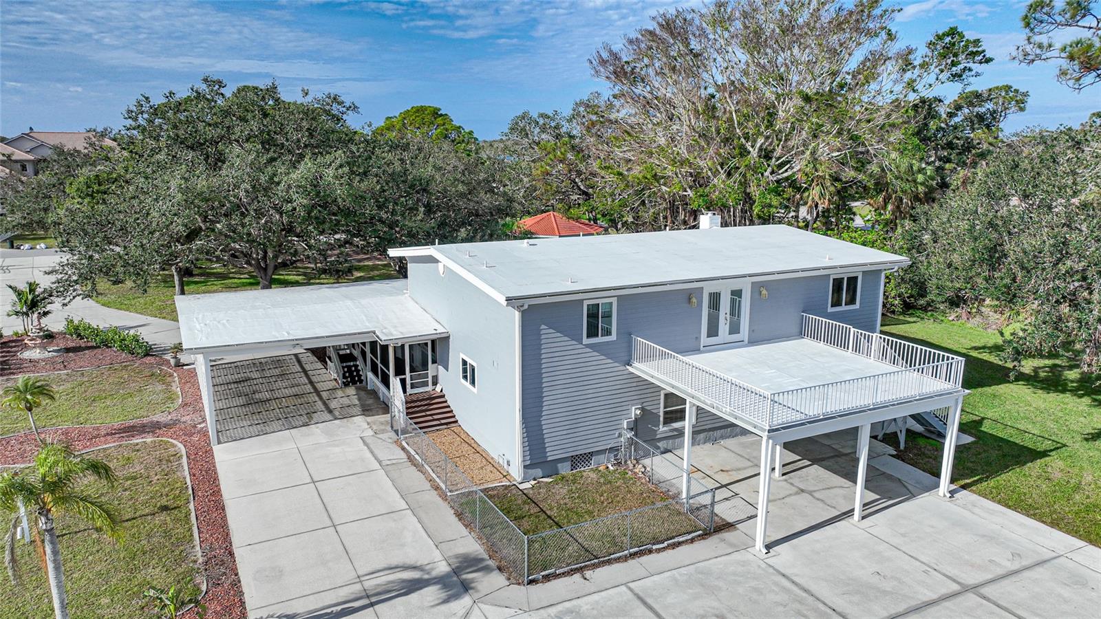 ENGLEWOOD GARDENS - Residential