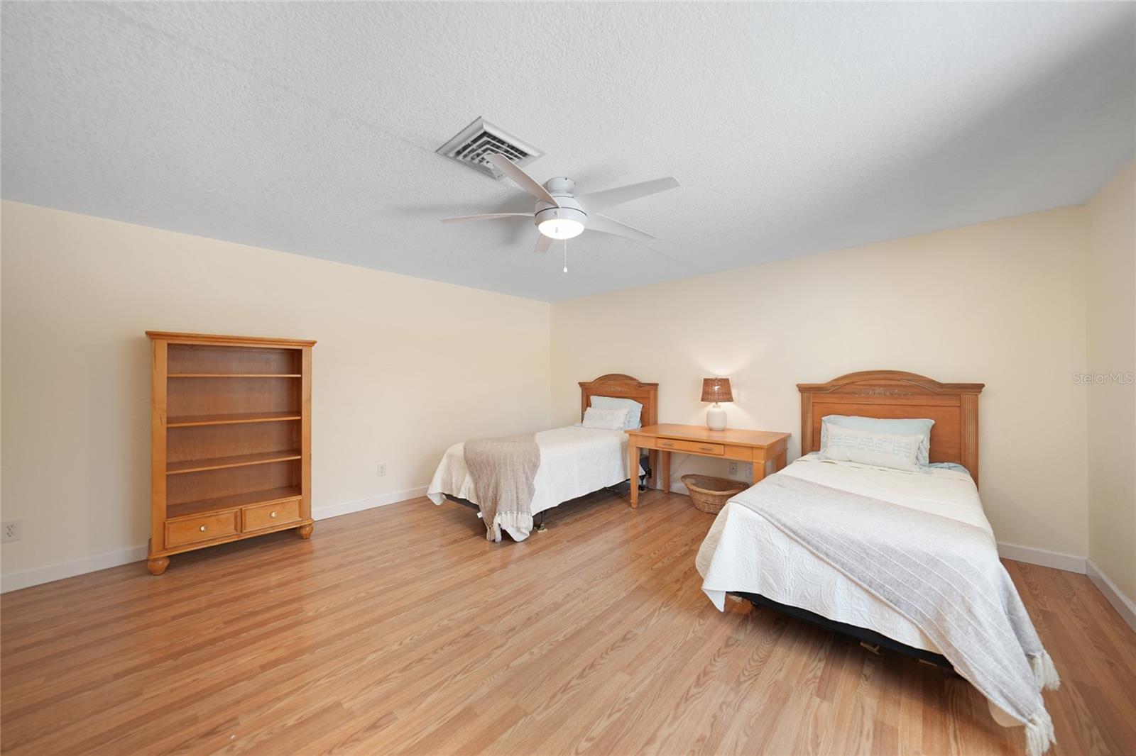 ENGLEWOOD GARDENS - Residential