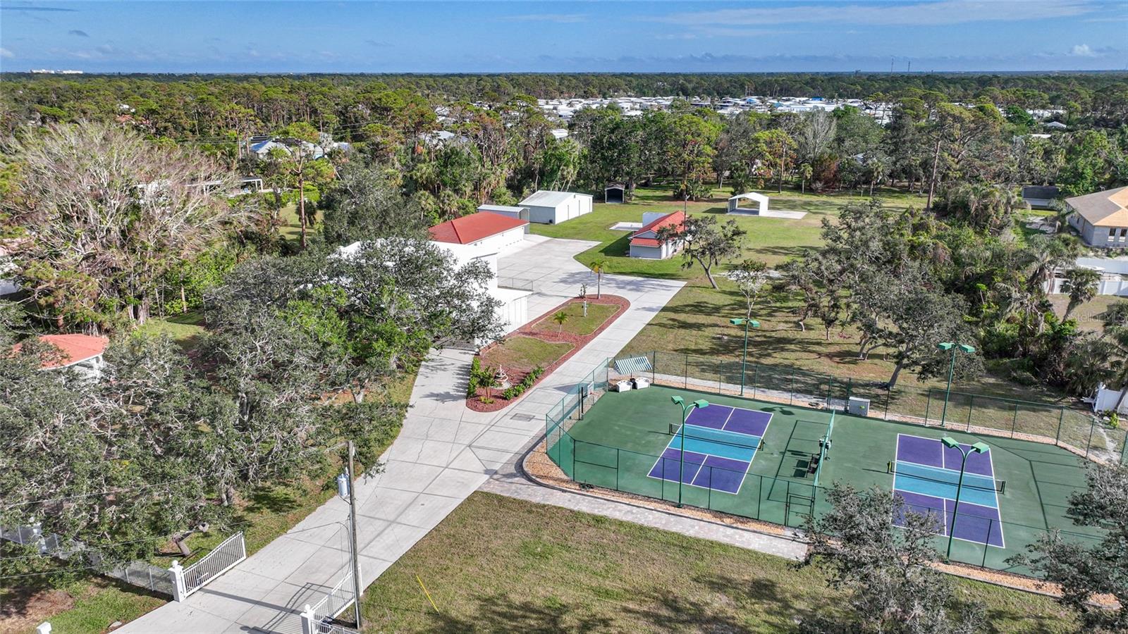 ENGLEWOOD GARDENS - Residential