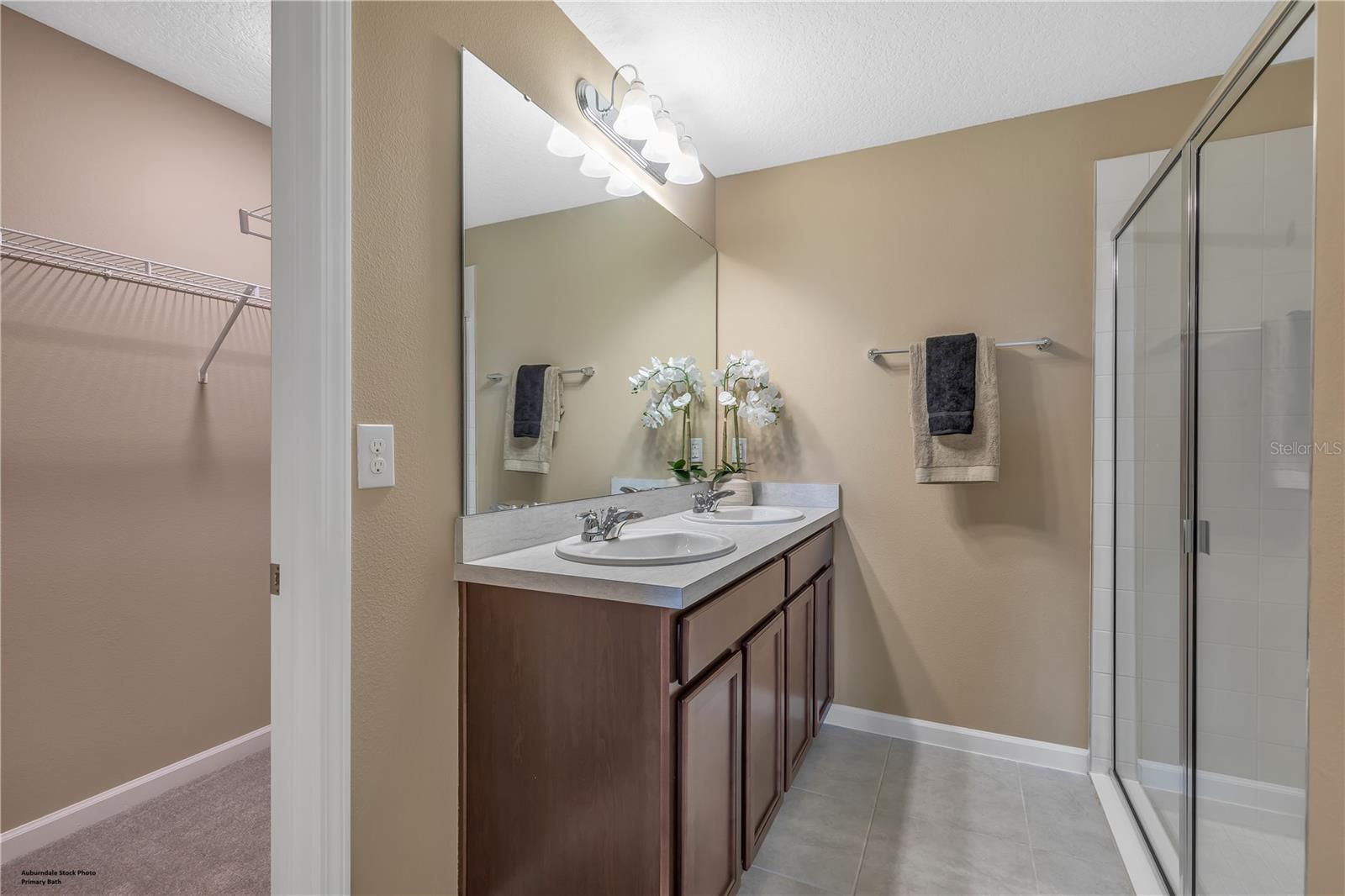 PRAIRIE OAKS - Residential