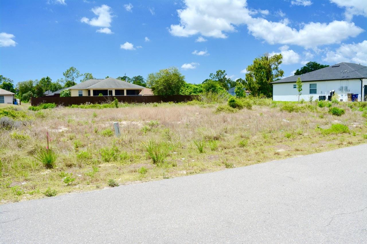 LEHIGH ACRES - Land
