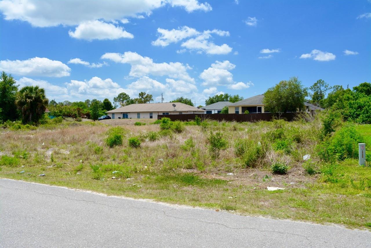 LEHIGH ACRES - Land