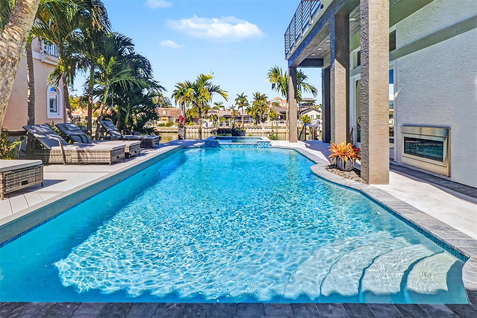 DOLPHIN CAY-PHASE 1 - Residential