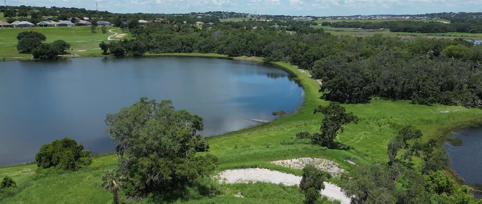 MIRROR LAKE - Land