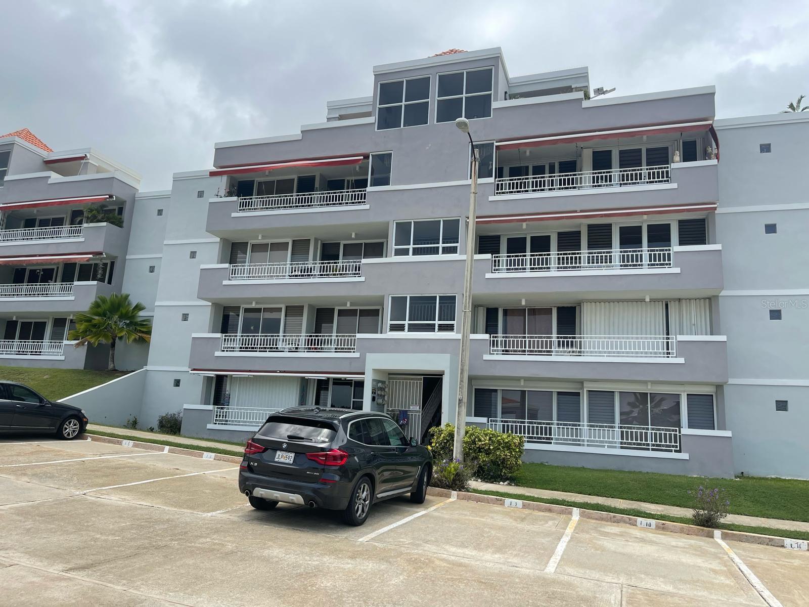 SUNBAY MARINA VILLAS - Residential