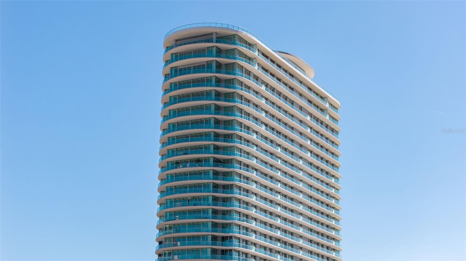 CONDO RESIDENCES AT 400 CENTRAL - Residential