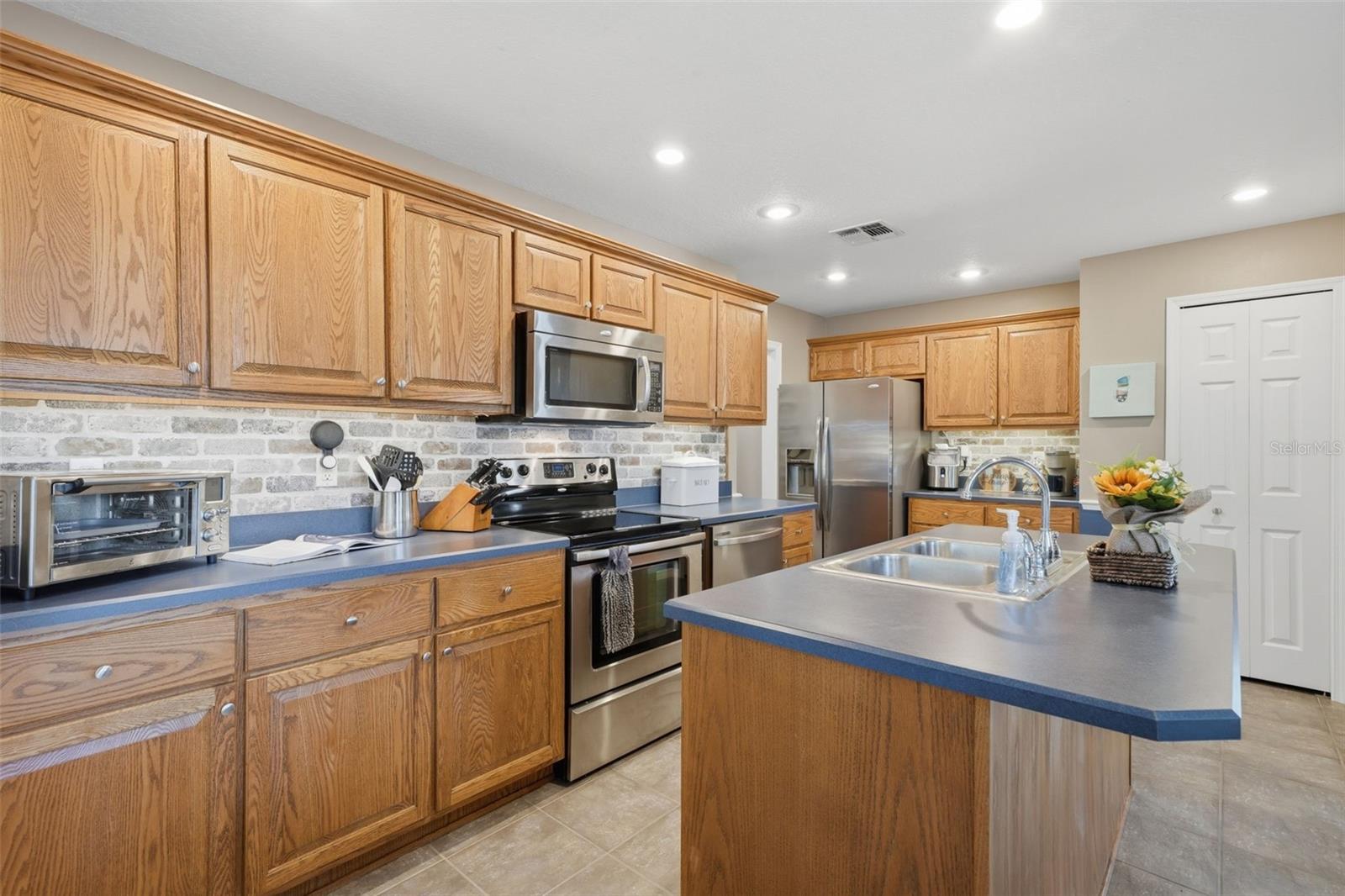 WOODS AT KINGS CREST THE PH 3 - Residential