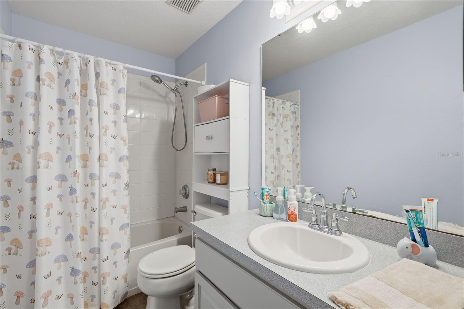 WOODS AT KINGS CREST THE PH 3 - Residential
